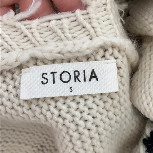 Storia Cropped Star Sweater - Picture 5 of 6